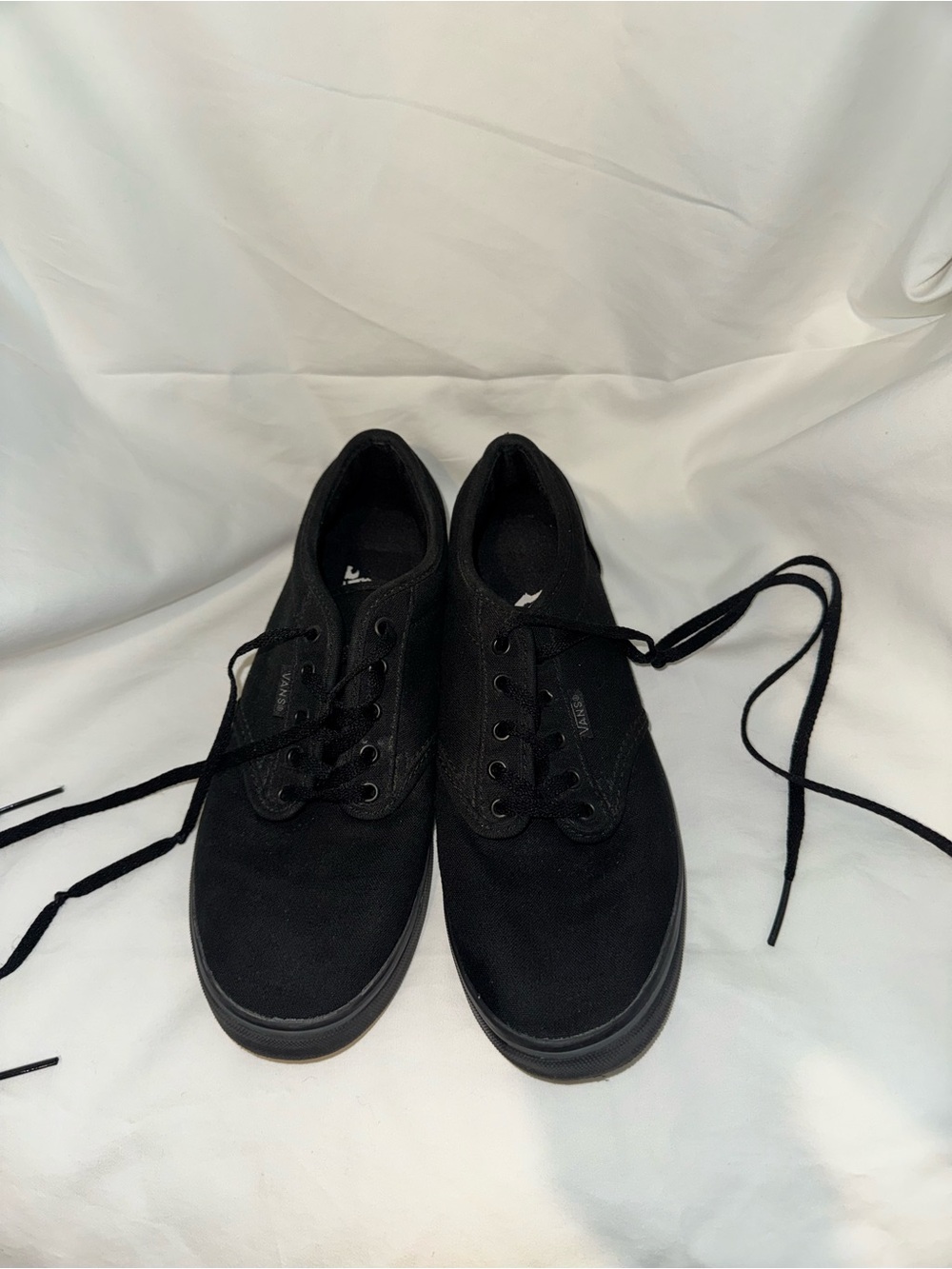 Vans Authentic Low-Top Sneakers in Black